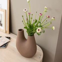 Made in Meubles Vase marron 2 tiges en aluminium Tulipa