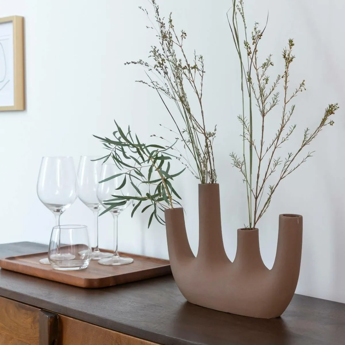 Made in Meubles Vase marron 4 tiges en aluminium Dahlia