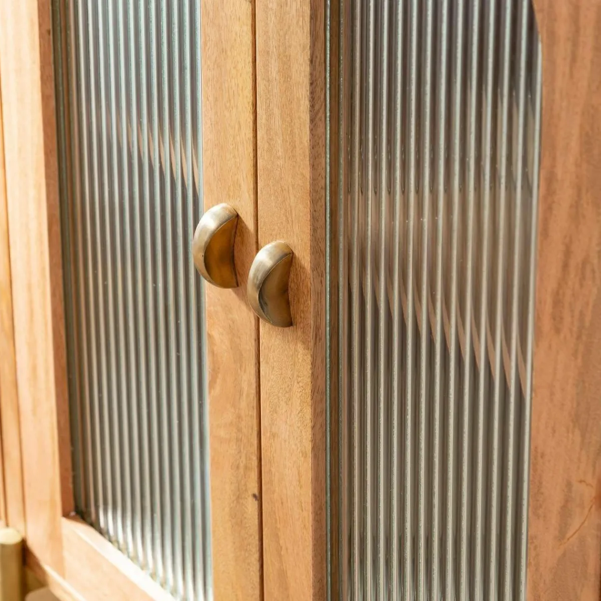 Made in Meubles Vitrine arrondie en bois de manguier Maria