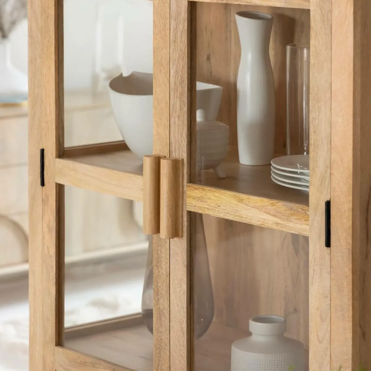 Made in Meubles Vitrine en bois de manguier Amaris