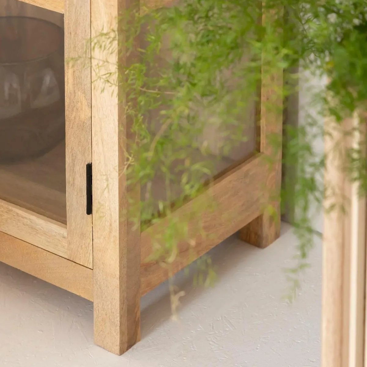 Made in Meubles Vitrine en bois de manguier Amaris