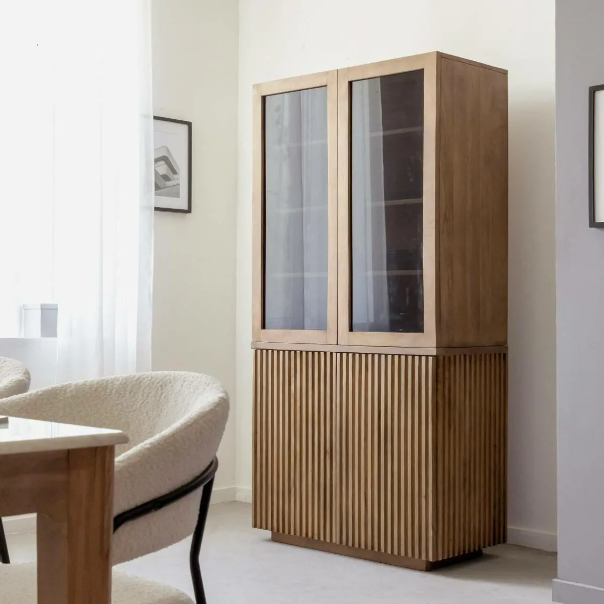 Made in Meubles Vitrine en bois de manguier Betty