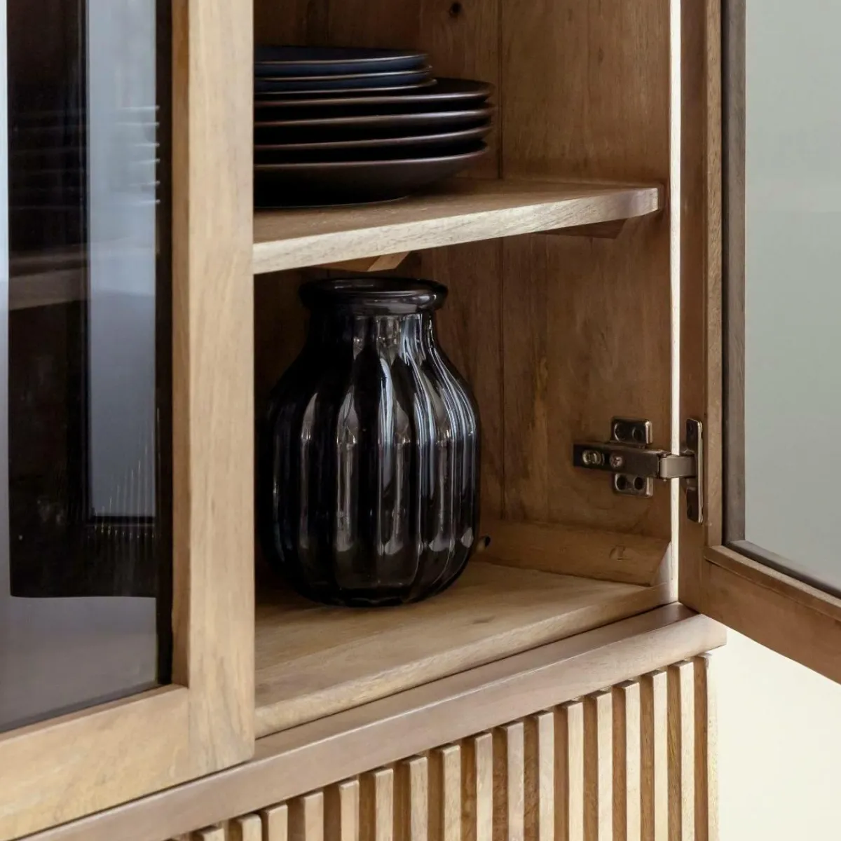 Made in Meubles Vitrine en bois de manguier Betty
