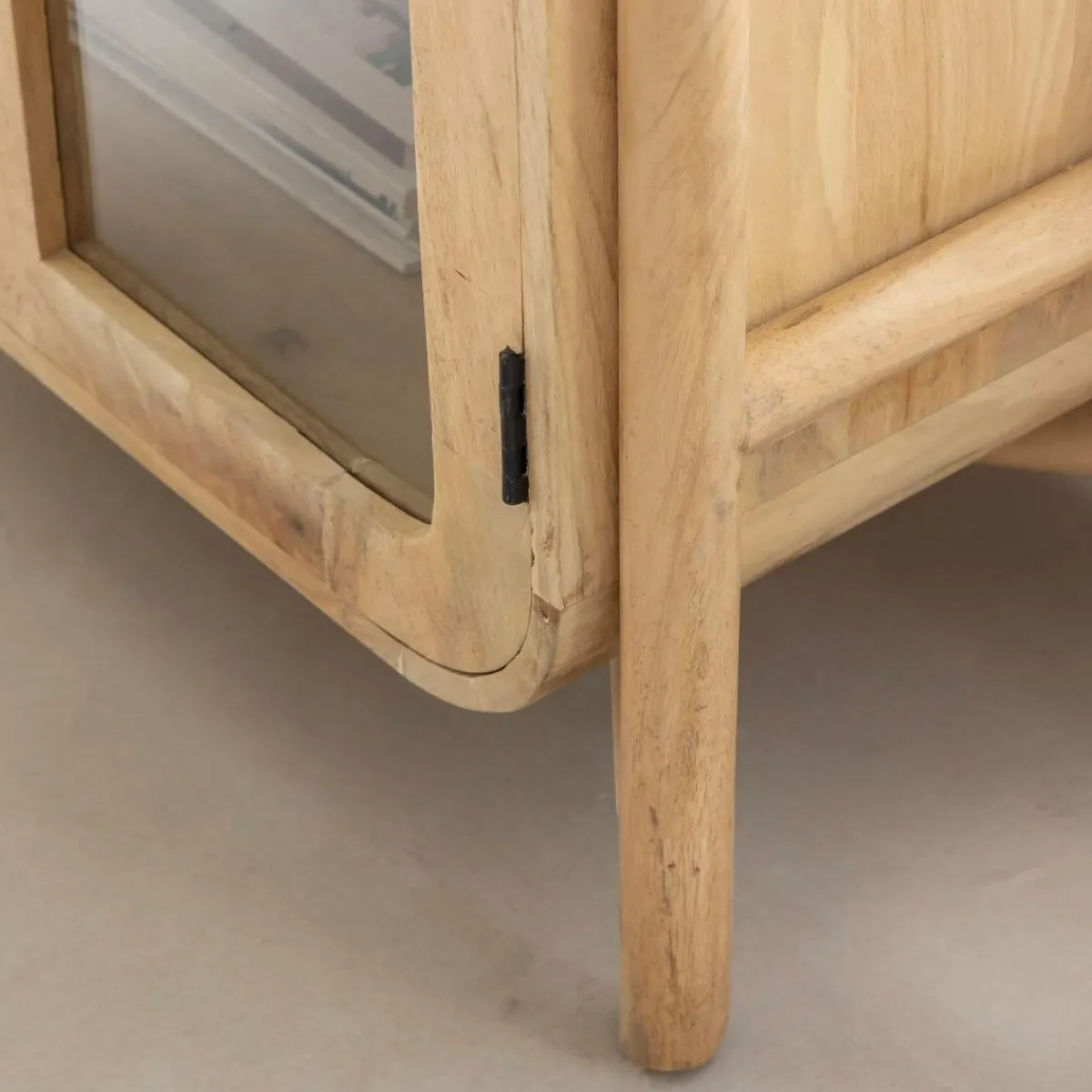 Made in Meubles Vitrine haute en bois de manguier Nova